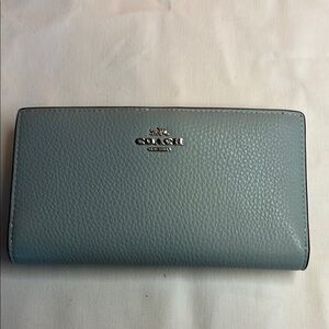 EUC. Coach Slim Zip Wallet. C8329